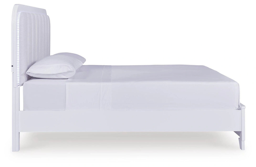 Jarlee Upholstered Bed