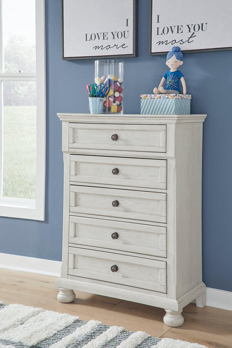 Robbinsdale Chest of Drawers