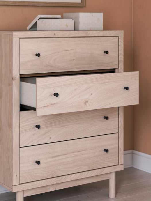 Arloster Chest of Drawers